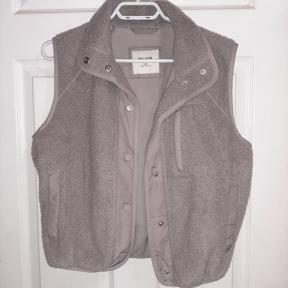 Hollister Teddy Fleece Vest